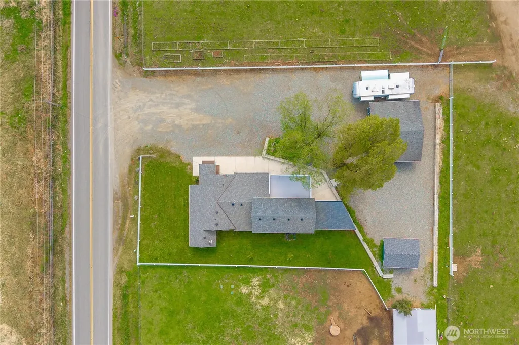 39805 212th Avenue SE Enumclaw WA 98022