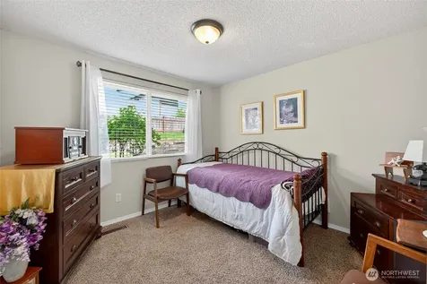 30312 10th Avenue S Federal Way WA 98003