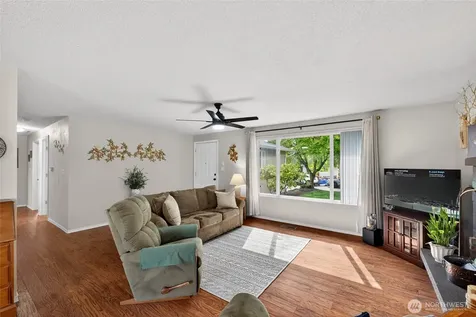 30312 10th Avenue S Federal Way WA 98003