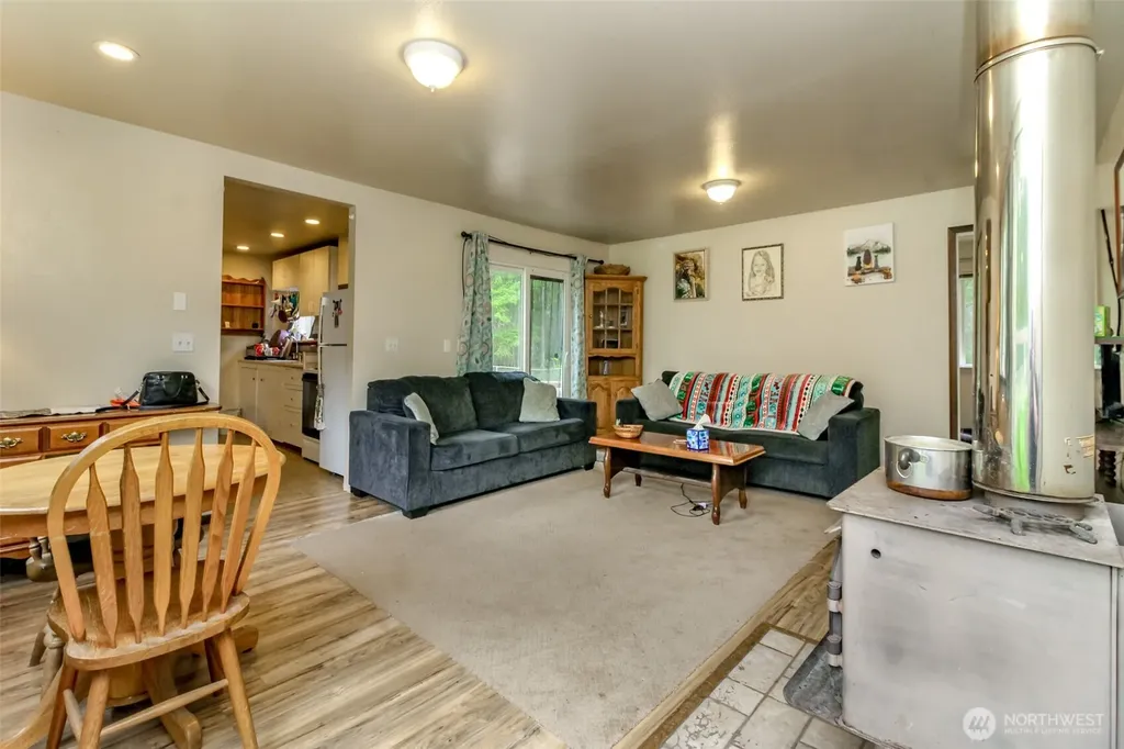 17103 NW Sunset Ridge Way NW Seabeck WA 98380