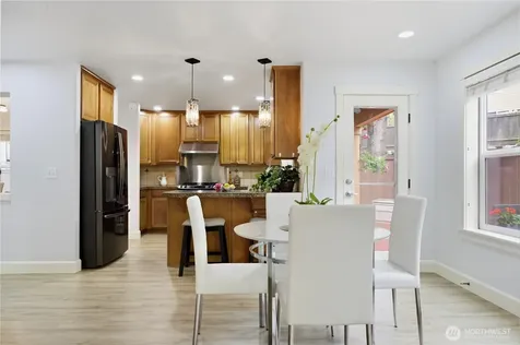15410 Waynita Way NE Bothell WA 98011