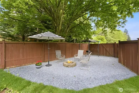 15410 Waynita Way NE Bothell WA 98011