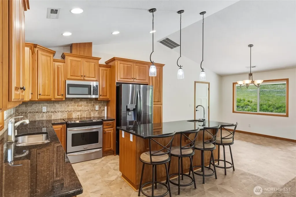 521 Bodine Road Kelso WA 98626