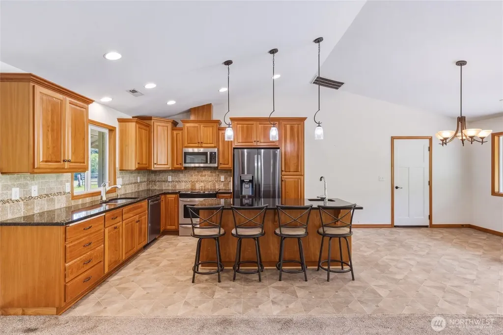521 Bodine Road Kelso WA 98626