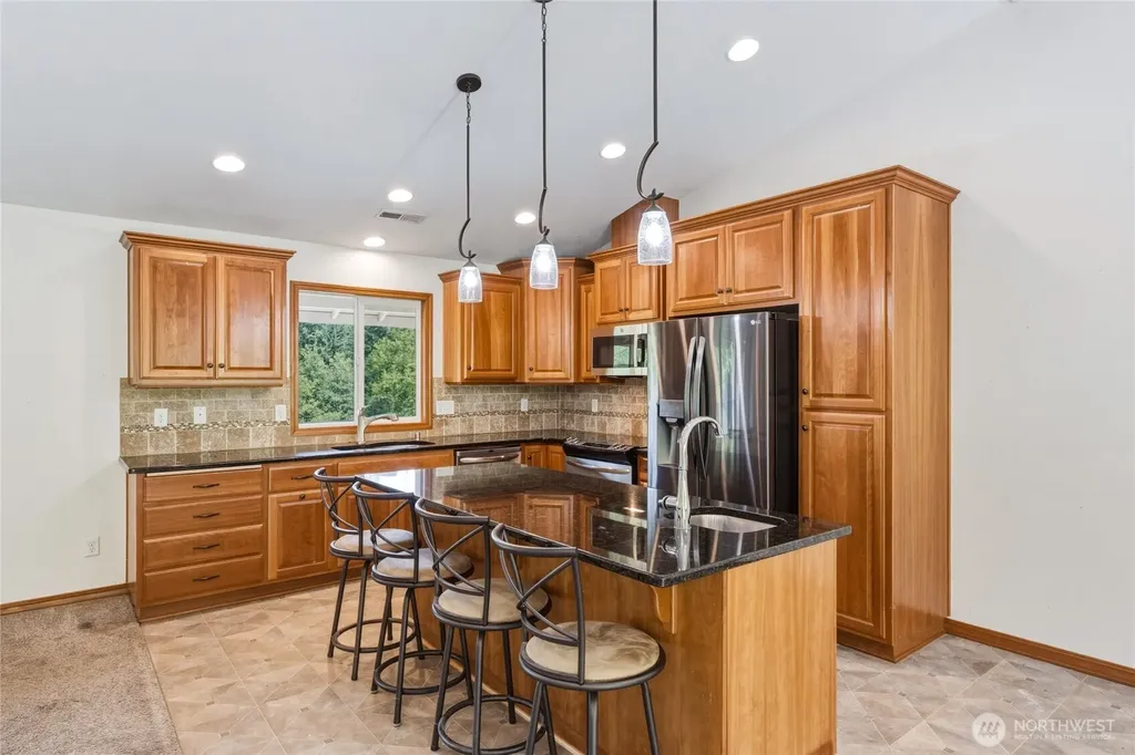 521 Bodine Road Kelso WA 98626