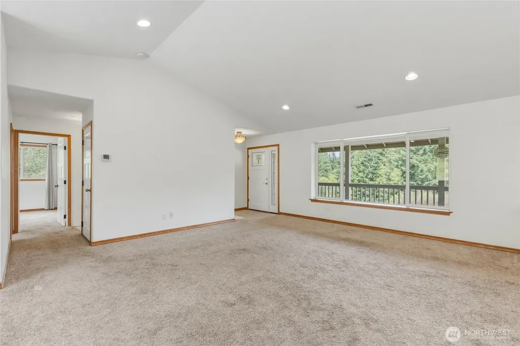 521 Bodine Road Kelso WA 98626