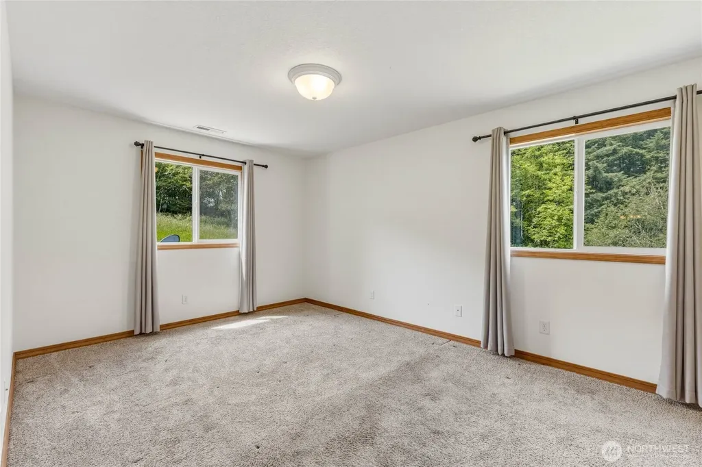 521 Bodine Road Kelso WA 98626