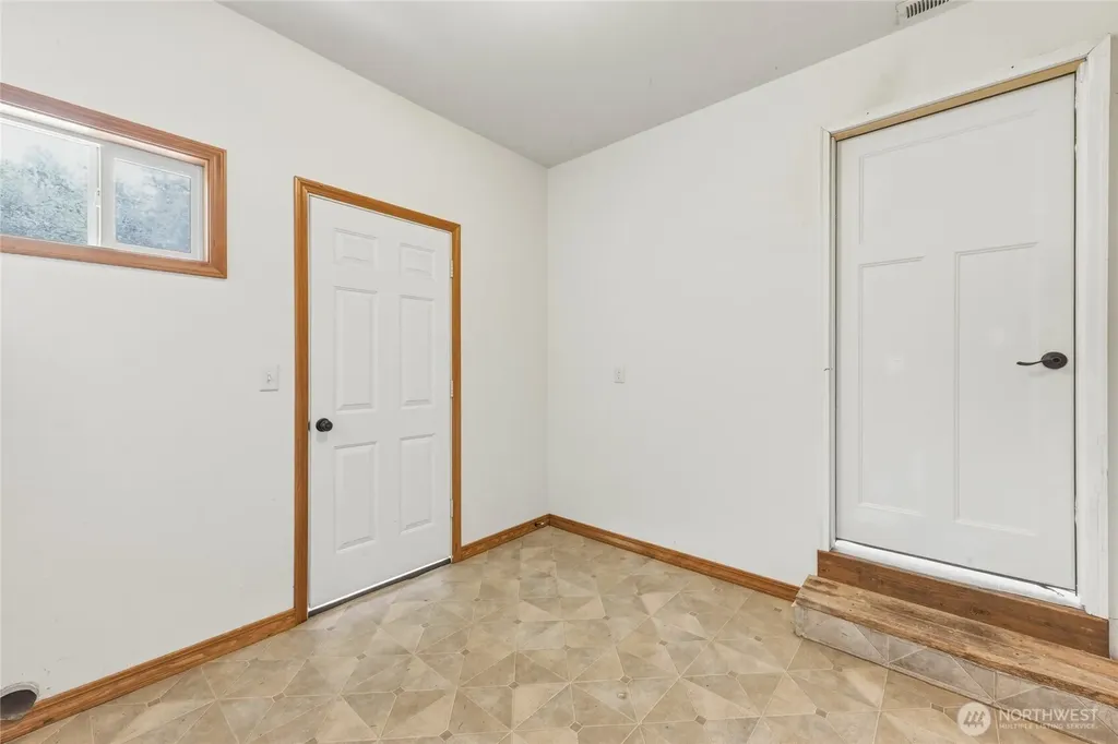 521 Bodine Road Kelso WA 98626