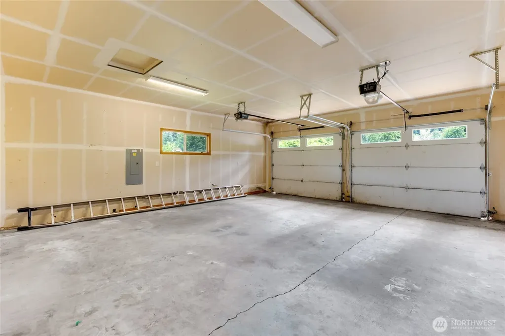 521 Bodine Road Kelso WA 98626