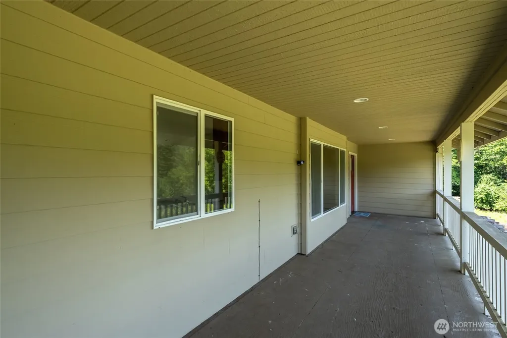 521 Bodine Road Kelso WA 98626