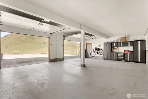 15 Prospect Road Winthrop WA 98862