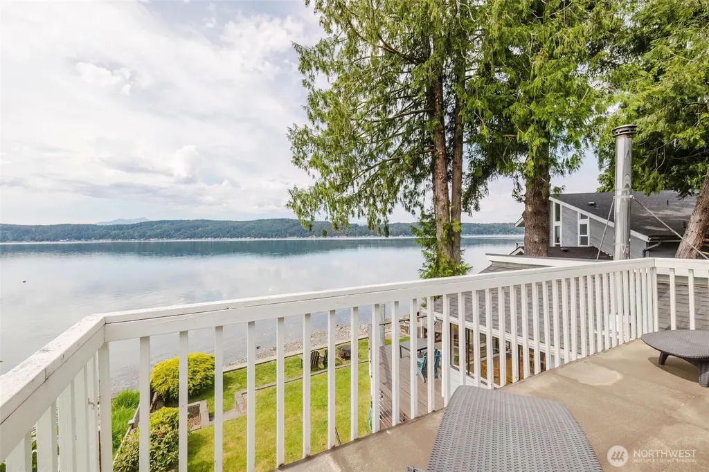 16301 E State Route 106 Belfair WA 98528
