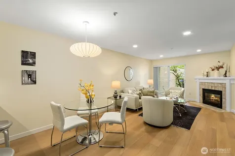 12345 Roosevelt Way NE Seattle WA 98125