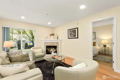 12345 Roosevelt Way NE Seattle WA 98125
