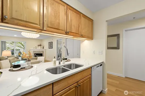 12345 Roosevelt Way NE Seattle WA 98125