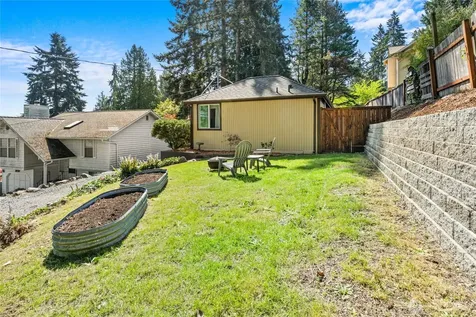 1633 NE Perkins Way Shoreline WA 98155