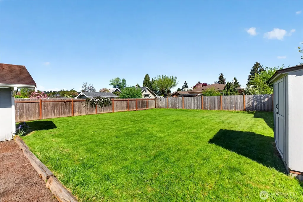 1507 Mason Street Sumner WA 98390