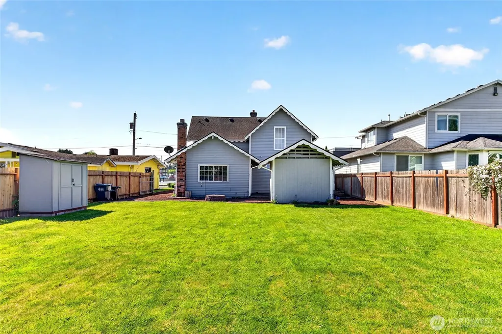 1507 Mason Street Sumner WA 98390