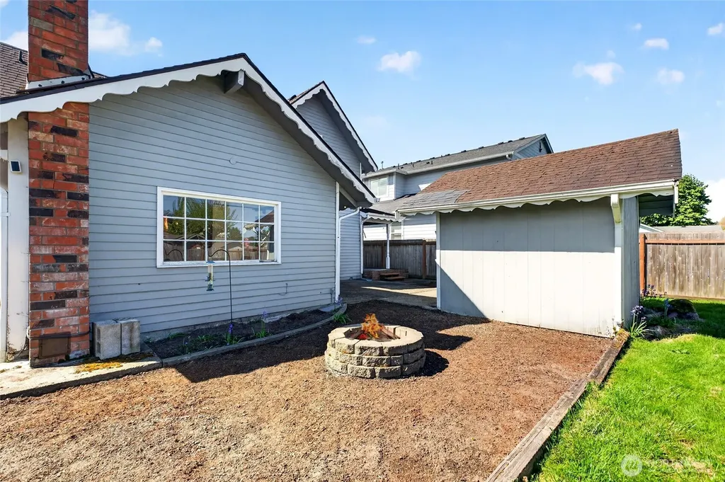 1507 Mason Street Sumner WA 98390
