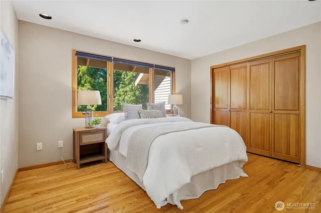 6265 160th Avenue SE Bellevue WA 98006