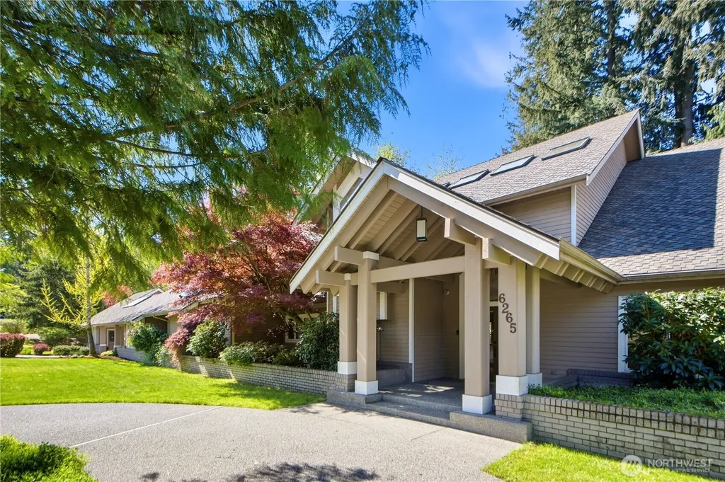 6265 160th Avenue SE Bellevue WA 98006
