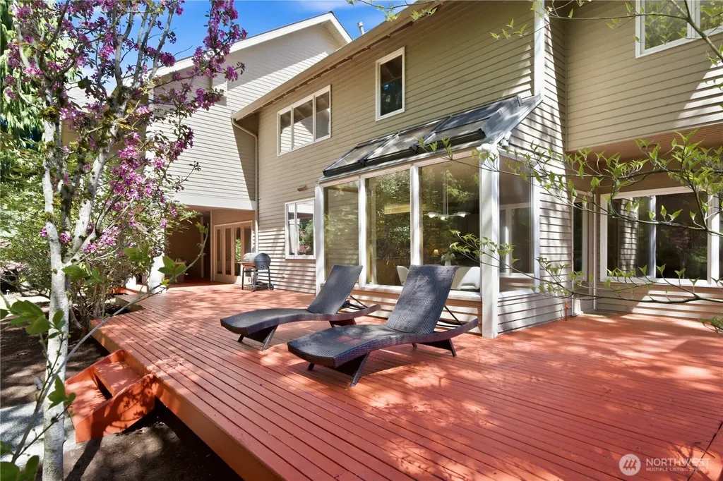 6265 160th Avenue SE Bellevue WA 98006