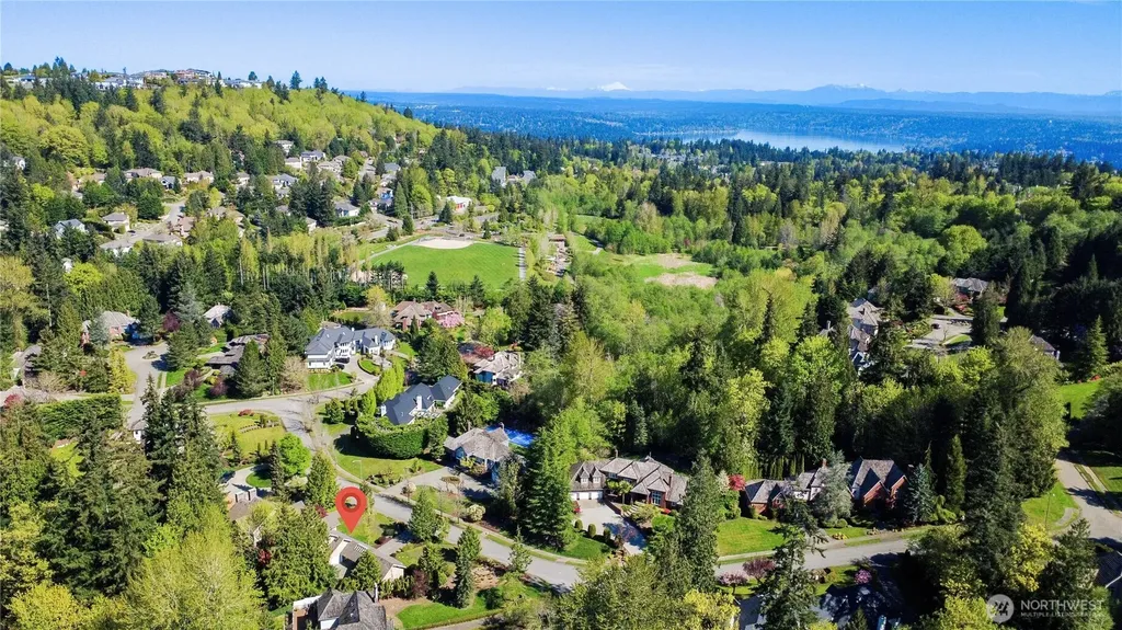 6265 160th Avenue SE Bellevue WA 98006