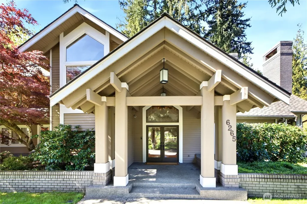6265 160th Avenue SE Bellevue WA 98006