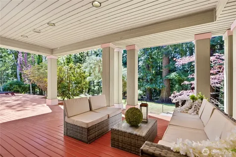 6265 160th Avenue SE Bellevue WA 98006