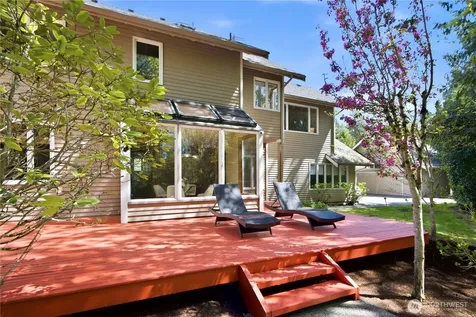 6265 160th Avenue SE Bellevue WA 98006