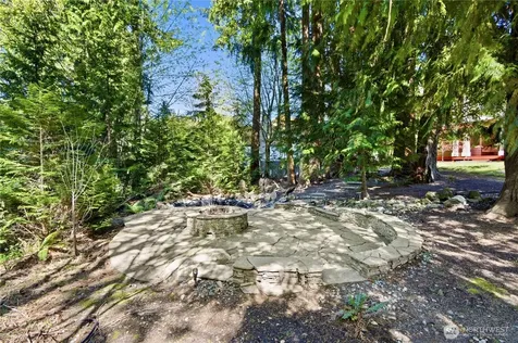 6265 160th Avenue SE Bellevue WA 98006
