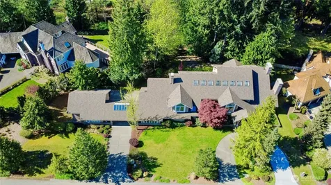 6265 160th Avenue SE Bellevue WA 98006