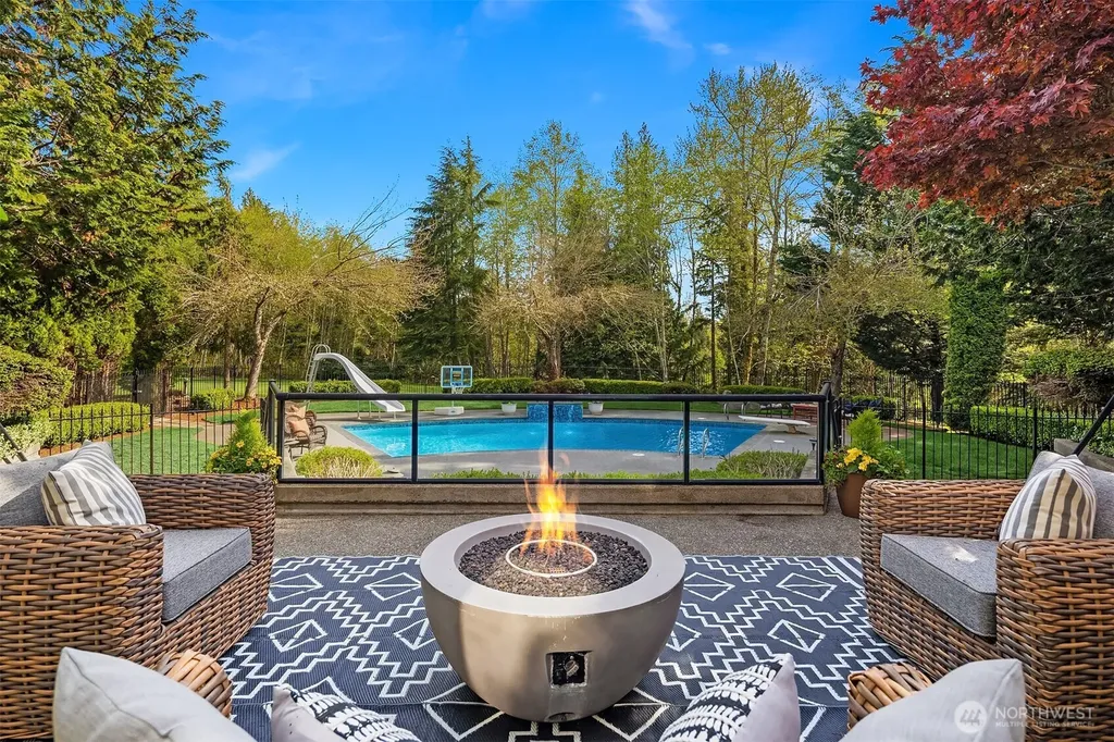 23233 257th Avenue SE Maple Valley WA 98038