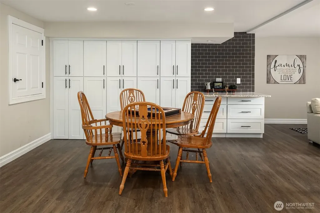 23233 257th Avenue SE Maple Valley WA 98038