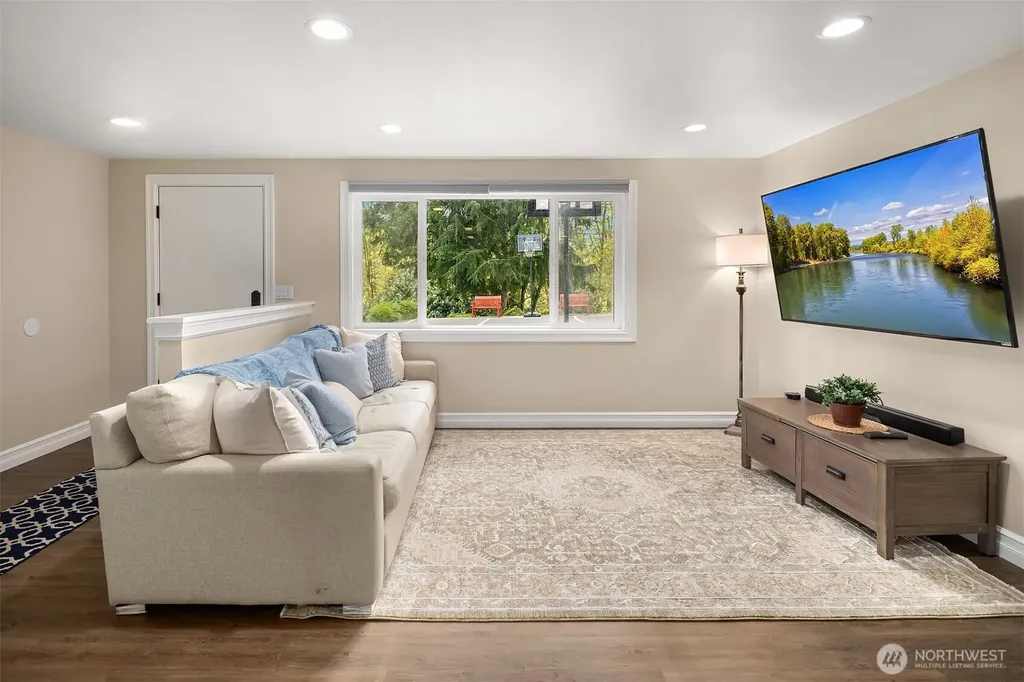 23233 257th Avenue SE Maple Valley WA 98038
