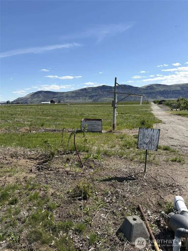 0 S Ward Avenue East Wenatchee WA 98802