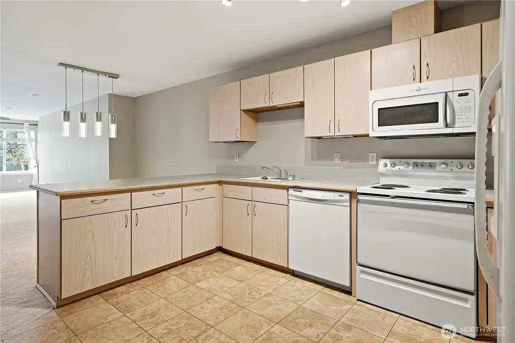 18210 73rd Avenue NE Kenmore WA 98028