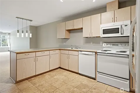 18210 73rd Avenue NE Kenmore WA 98028