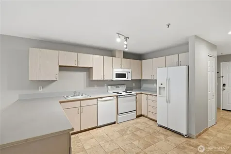 18210 73rd Avenue NE Kenmore WA 98028