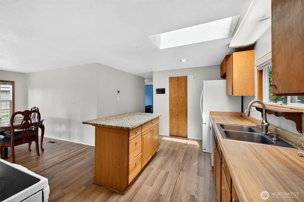 22222 133rd Street E Bonney Lake WA 98391