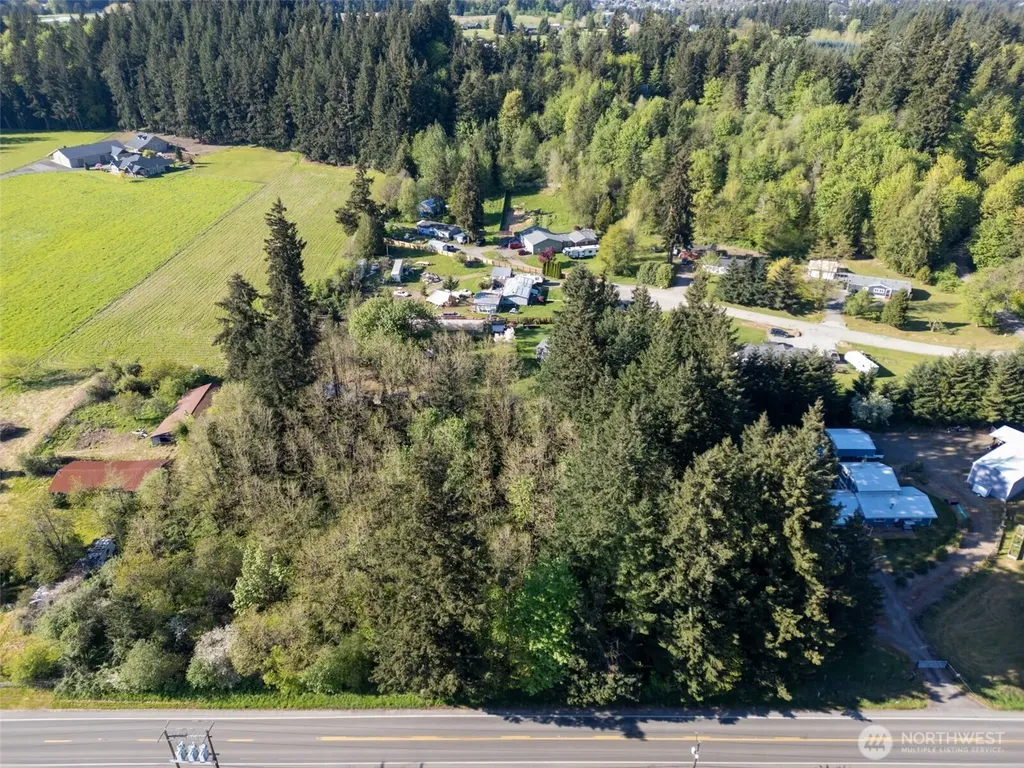 9318 James Rd SW Rochester WA 98579