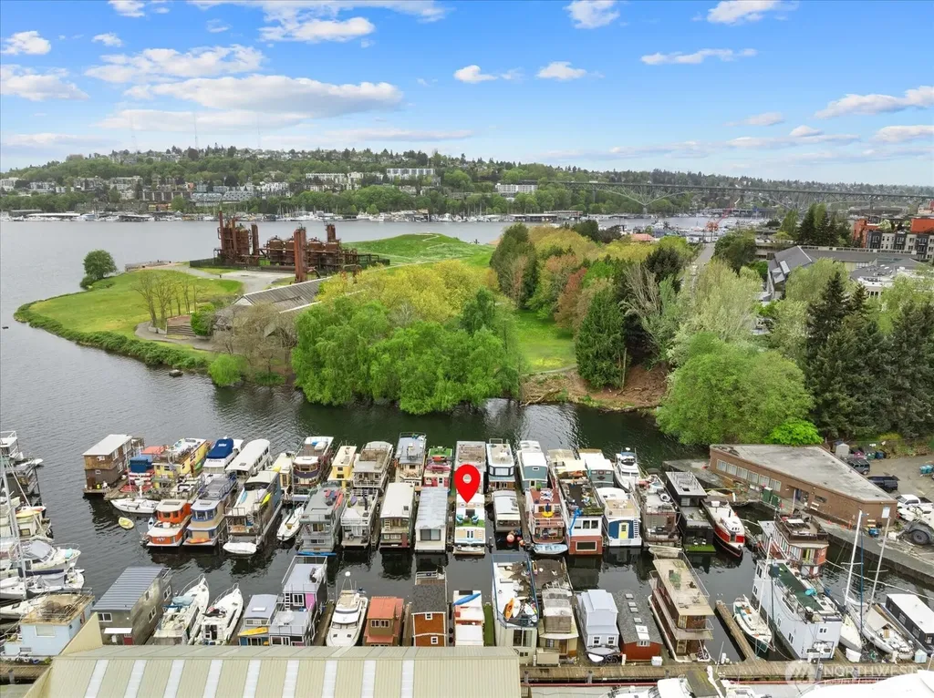 2143 N Northlake Way Seattle WA 98103