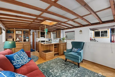 2143 N Northlake Way Seattle WA 98103