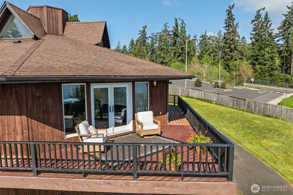 10601 87th Street Court Anderson Island WA 98303