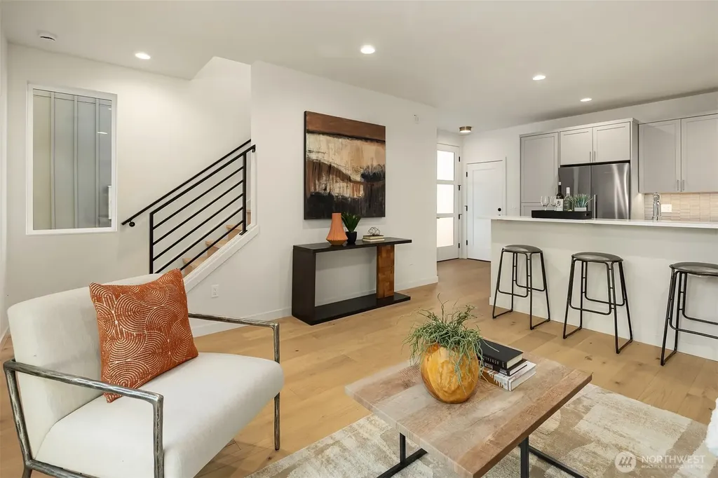 7064 Cleopatra Place NW Seattle WA 98117