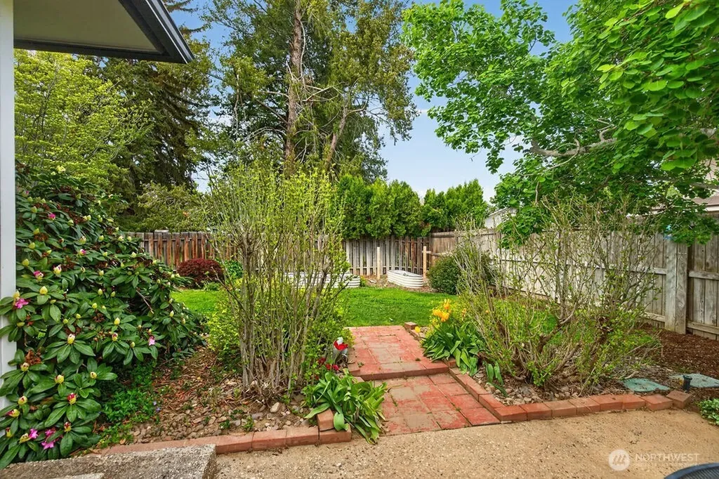 2105 Sutton Place Wenatchee WA 98801