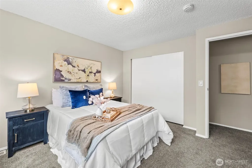 296 North Shore Boulevard Fox Island WA 98333