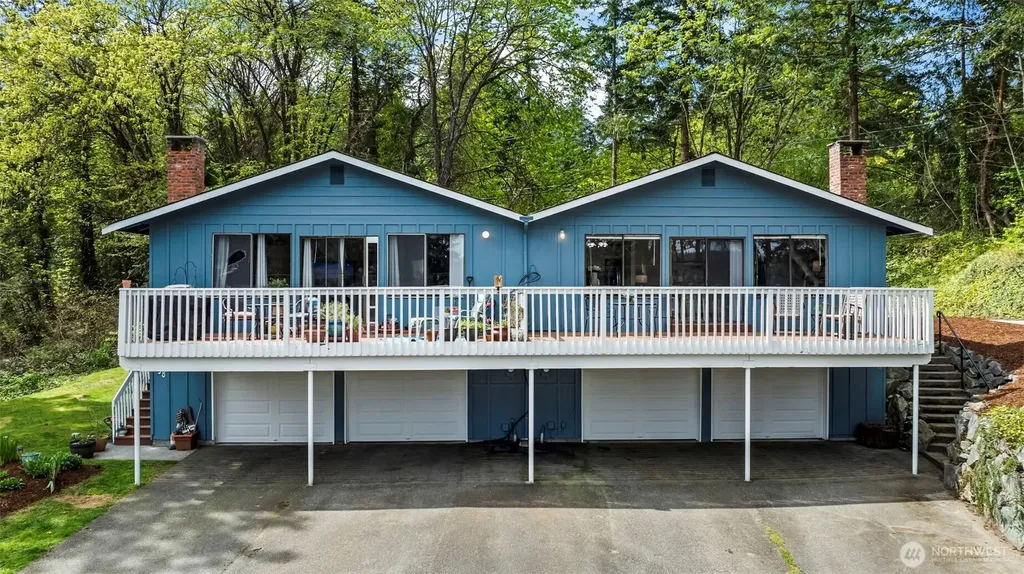 296 North Shore Boulevard Fox Island WA 98333