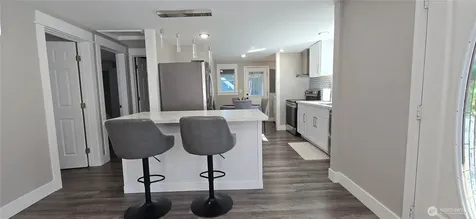 12053 70 Avenue S Seattle WA 98178