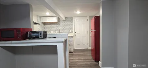 12053 70 Avenue S Seattle WA 98178